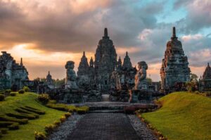 5 Must Visit Tourist Attractions in Yogyakarta